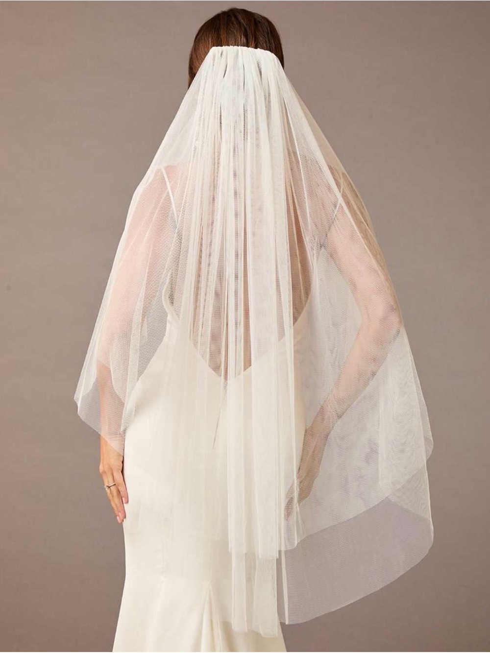 Envogue White Bridal Veil - Classic Tulle Cascade
